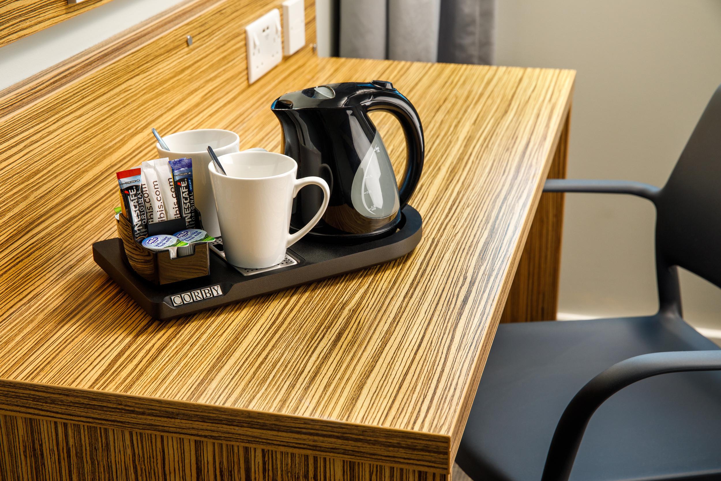 Ibis Budget London Heathrow Central Cranford Buitenkant foto