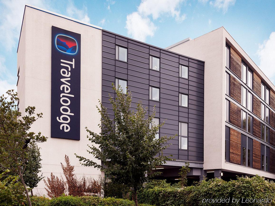 Ibis Budget London Heathrow Central Cranford Buitenkant foto