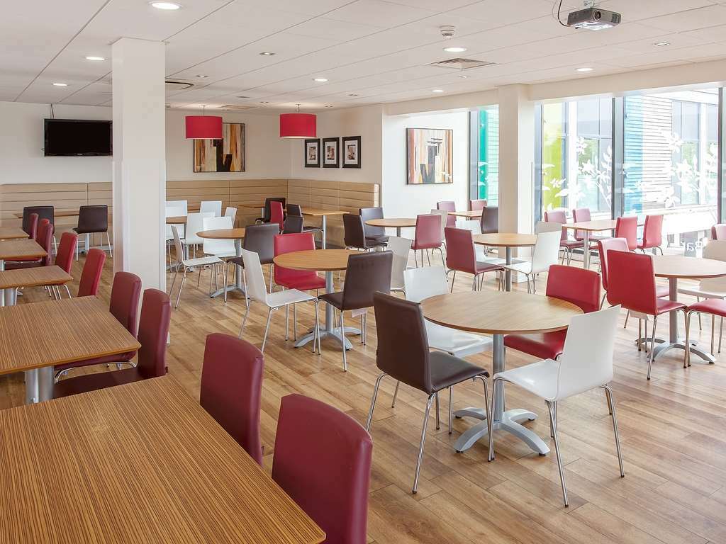 Ibis Budget London Heathrow Central Cranford Restaurant foto