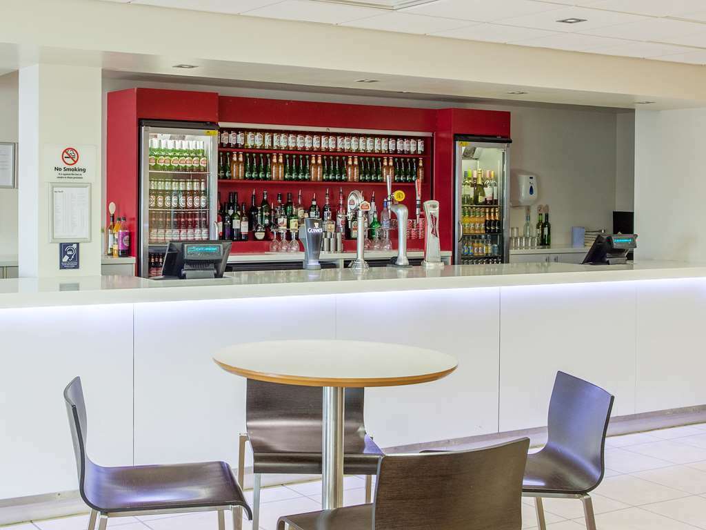 Ibis Budget London Heathrow Central Cranford Restaurant foto
